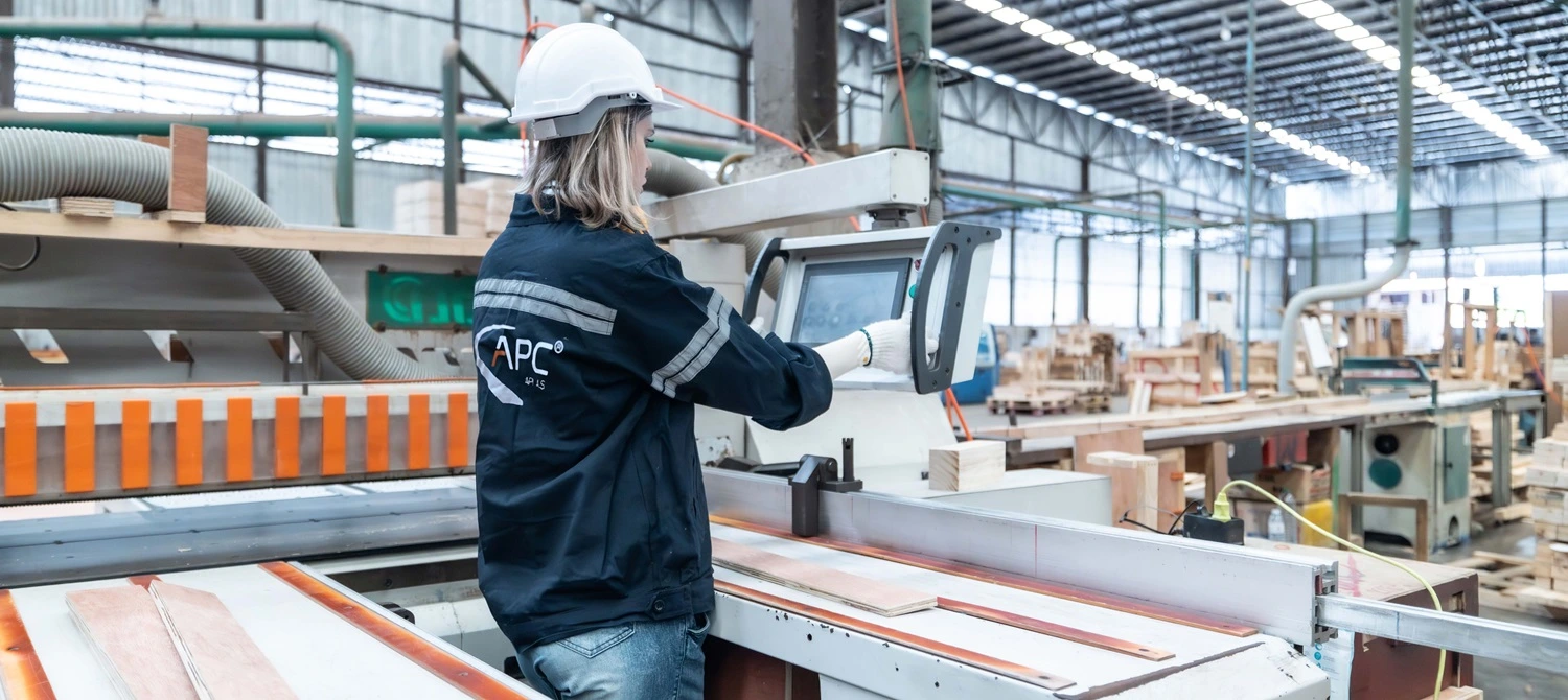 Ahşap ve Akrilik Hattı